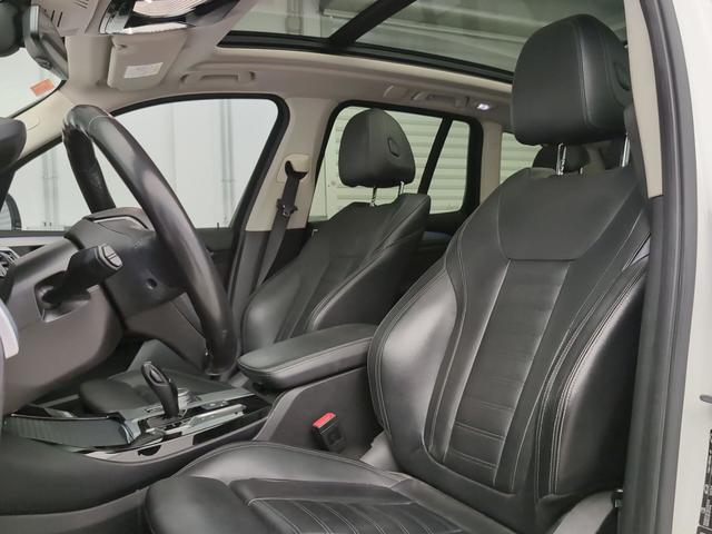 BMW X3 xDrive20d color Blanco. Año 2019. 140KW(190CV). Diésel. En concesionario Automotor Premium Marbella - Málaga de Málaga