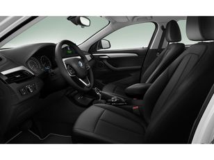 Fotos de BMW X2 sDrive18d color Blanco. Año 2021. 110KW(150CV). Diésel. En concesionario Hispamovil Elche de Alicante