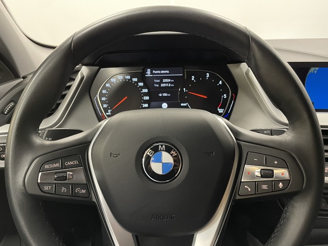 BMW Serie 1 116d color Blanco. Año 2021. 85KW(116CV). Diésel. En concesionario Maberauto de Castellón