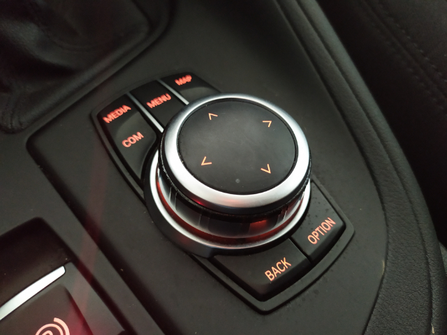 BMW X1 sDrive18d color Blanco. Año 2022. 110KW(150CV). Diésel. En concesionario Hispamovil, Orihuela de Alicante