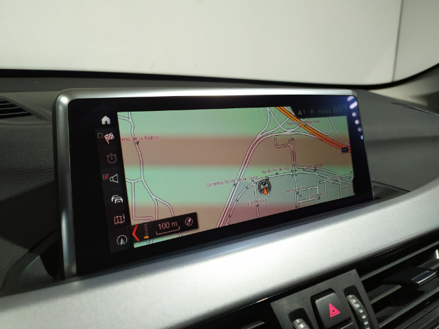 BMW X1 sDrive18d color Blanco. Año 2022. 110KW(150CV). Diésel. En concesionario Hispamovil, Orihuela de Alicante