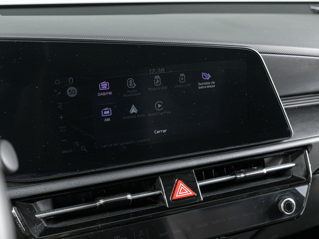 Foto 17 Kia Niro 1.6 GDi HEV Drive 104 kW (141 CV)