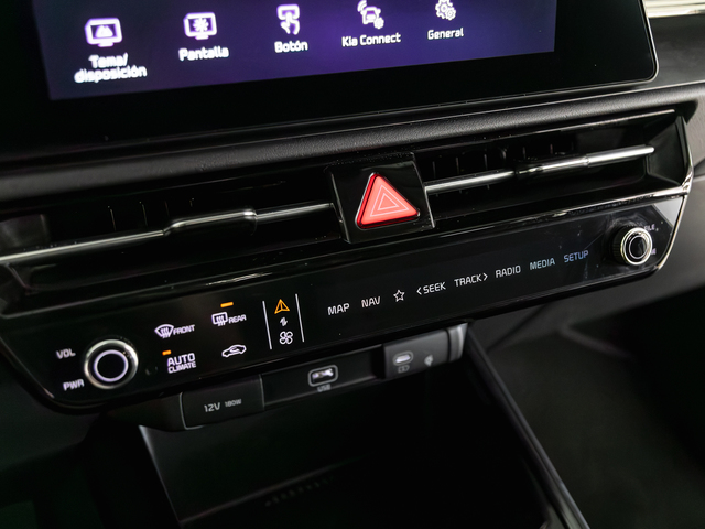 Foto 20 Kia Niro 1.6 GDi HEV Drive 104 kW (141 CV)
