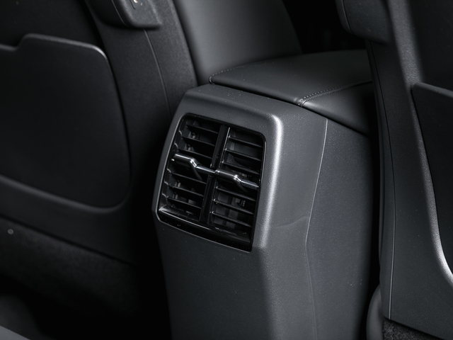 Foto 30 Kia Niro 1.6 GDi HEV Drive 104 kW (141 CV)