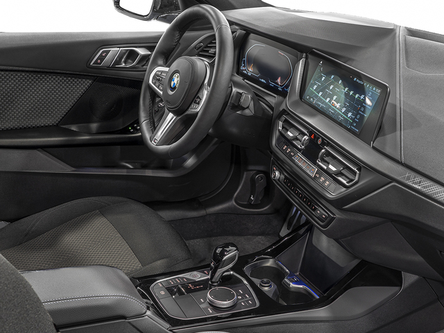 BMW Serie 1 116d color Gris. Año 2023. 85KW(116CV). Diésel. En concesionario Caetano Cuzco, Alcalá de Madrid