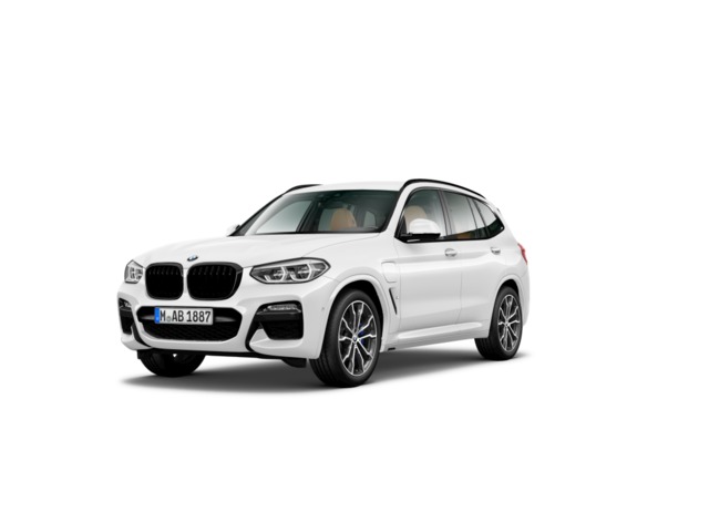 BMW X3 xDrive30e color Blanco. Año 2021. 215KW(292CV). Híbrido Electro/Gasolina. En concesionario San Pablo Motor | Su Eminencia de Sevilla