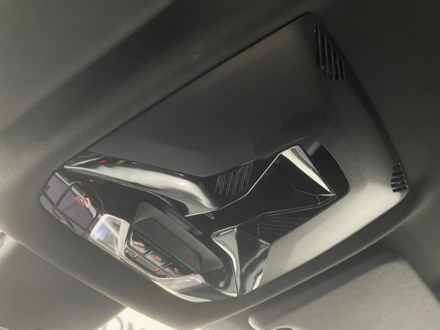 BMW Serie 1 116d color Rojo. Año 2024. 85KW(116CV). Diésel. En concesionario Hispamovil Elche de Alicante