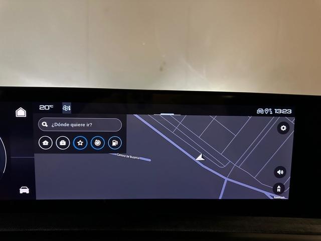 Foto 15 Peugeot 5008 Hybrid 1.2 Allure eDCS6 107 kW (145 CV)