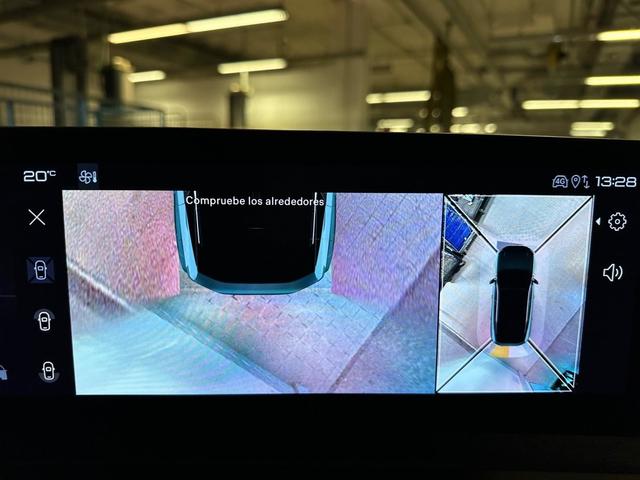 Foto 17 Peugeot 5008 Hybrid 1.2 Allure eDCS6 107 kW (145 CV)