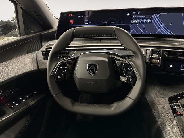 Foto 21 Peugeot 5008 Hybrid 1.2 Allure eDCS6 107 kW (145 CV)