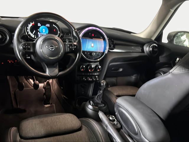 fotoG 6 del MINI MINI Cooper 100 kW (136 CV) 136cv Gasolina del 2021 en Sevilla