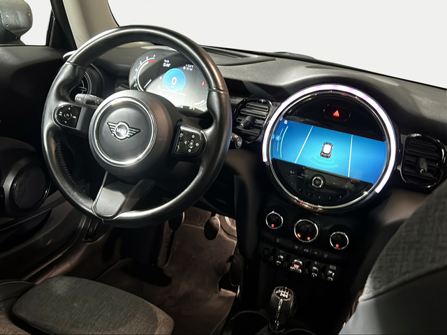 fotoG 15 del MINI MINI Cooper 100 kW (136 CV) 136cv Gasolina del 2021 en Sevilla