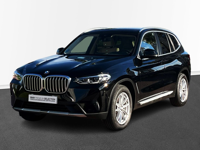 BMW X3 xDrive20d color Negro. Año 2023. 140KW(190CV). Diésel. En concesionario Murcia Premium S.L. AV DEL ROCIO de Murcia