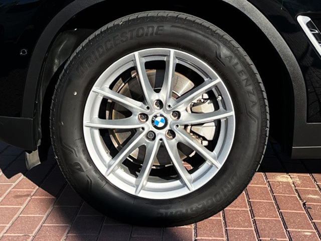 BMW X3 xDrive20d color Negro. Año 2023. 140KW(190CV). Diésel. En concesionario MURCIA PREMIUM S.L. JUAN CARLOS I de Murcia