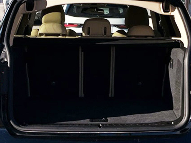 BMW X3 xDrive20d color Negro. Año 2023. 140KW(190CV). Diésel. En concesionario MURCIA PREMIUM S.L. JUAN CARLOS I de Murcia