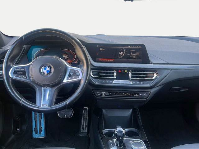 BMW Serie 1 118i color Gris. Año 2021. 103KW(140CV). Gasolina. En concesionario Ilbira Motor | Granada de Granada