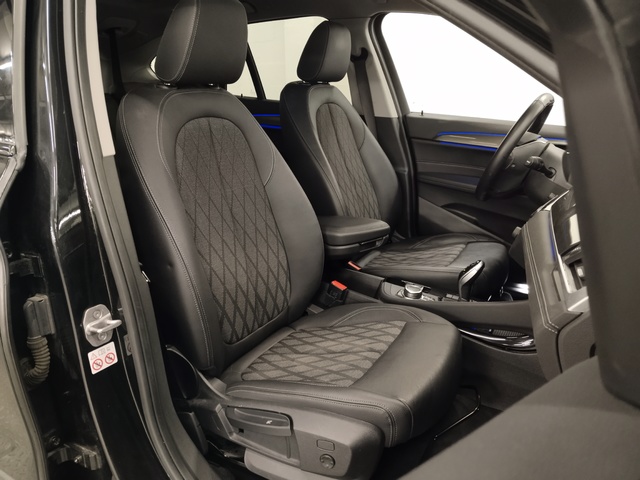 BMW X1 sDrive18d color Negro. Año 2022. 110KW(150CV). Diésel. En concesionario Autoberón de La Rioja