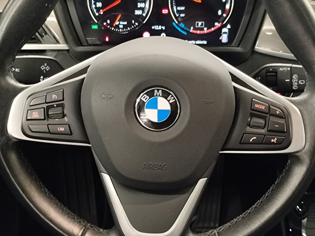 BMW X1 sDrive18d color Negro. Año 2022. 110KW(150CV). Diésel. En concesionario Autoberón de La Rioja