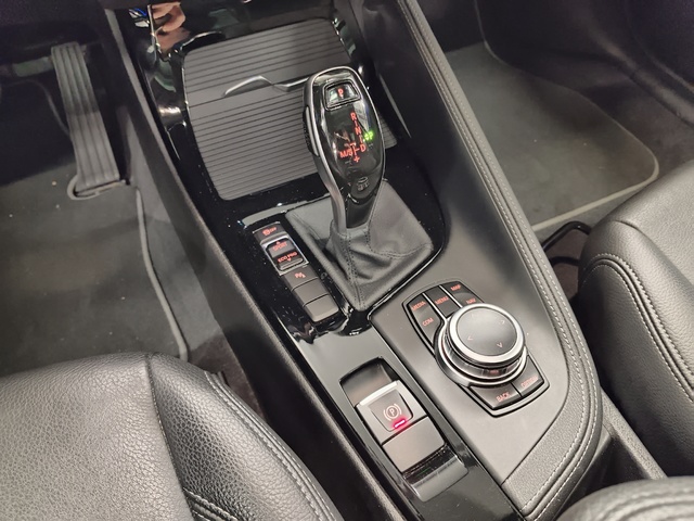 BMW X1 sDrive18d color Negro. Año 2022. 110KW(150CV). Diésel. En concesionario Autoberón de La Rioja