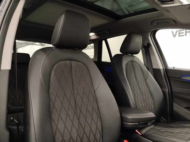 BMW X1 sDrive18d color Negro. Año 2022. 110KW(150CV). Diésel. En concesionario Autoberón de La Rioja