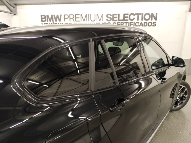 BMW X1 sDrive18d color Negro. Año 2022. 110KW(150CV). Diésel. En concesionario Autoberón de La Rioja