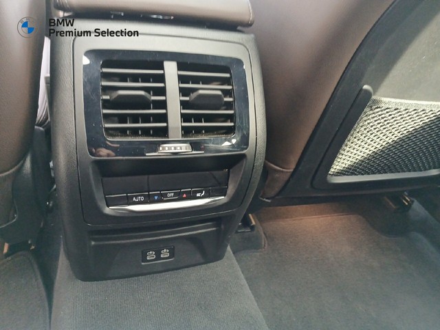 BMW Serie 1 120d color Negro. Año 2024. 120KW(163CV). Diésel. En concesionario Adler Motor S.L. TOLEDO de Toledo