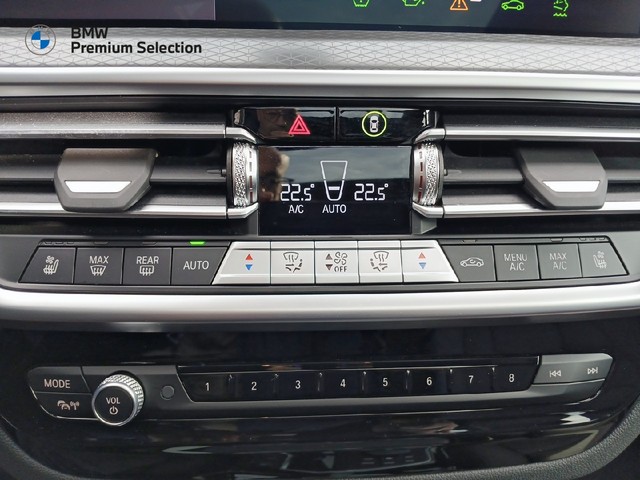 BMW Serie 1 120d color Negro. Año 2024. 120KW(163CV). Diésel. En concesionario Adler Motor S.L. TOLEDO de Toledo