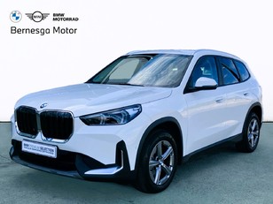 Fotos de BMW X1 xDrive20d color Blanco. Año 2024. 120KW(163CV). Diésel. En concesionario Bernesga Motor León (Bmw y Mini) de León