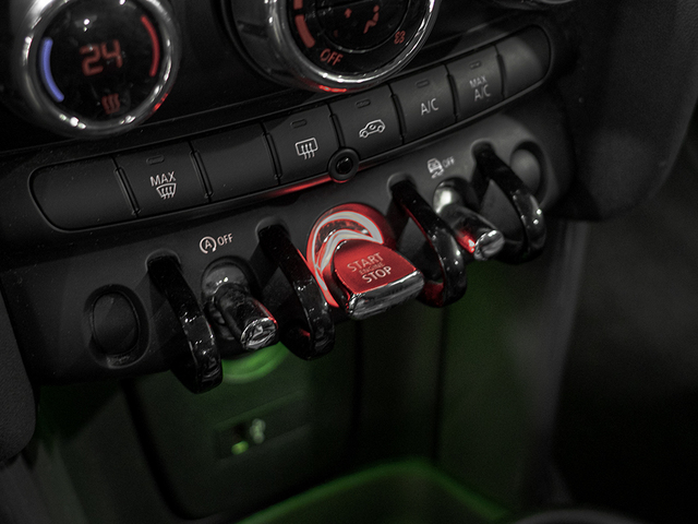 fotoG 15 del MINI MINI 5 Puertas One 75 kW (102 CV) 102cv Gasolina del 2019 en Madrid