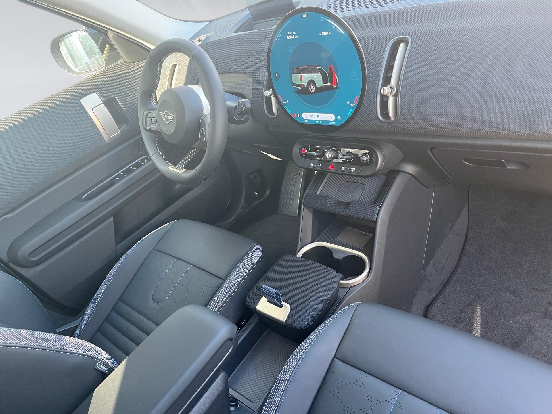 fotoG 7 del MINI MINI Countryman SE ALL4 230 kW (313 CV) 313cv Eléctrico del 2025 en Málaga