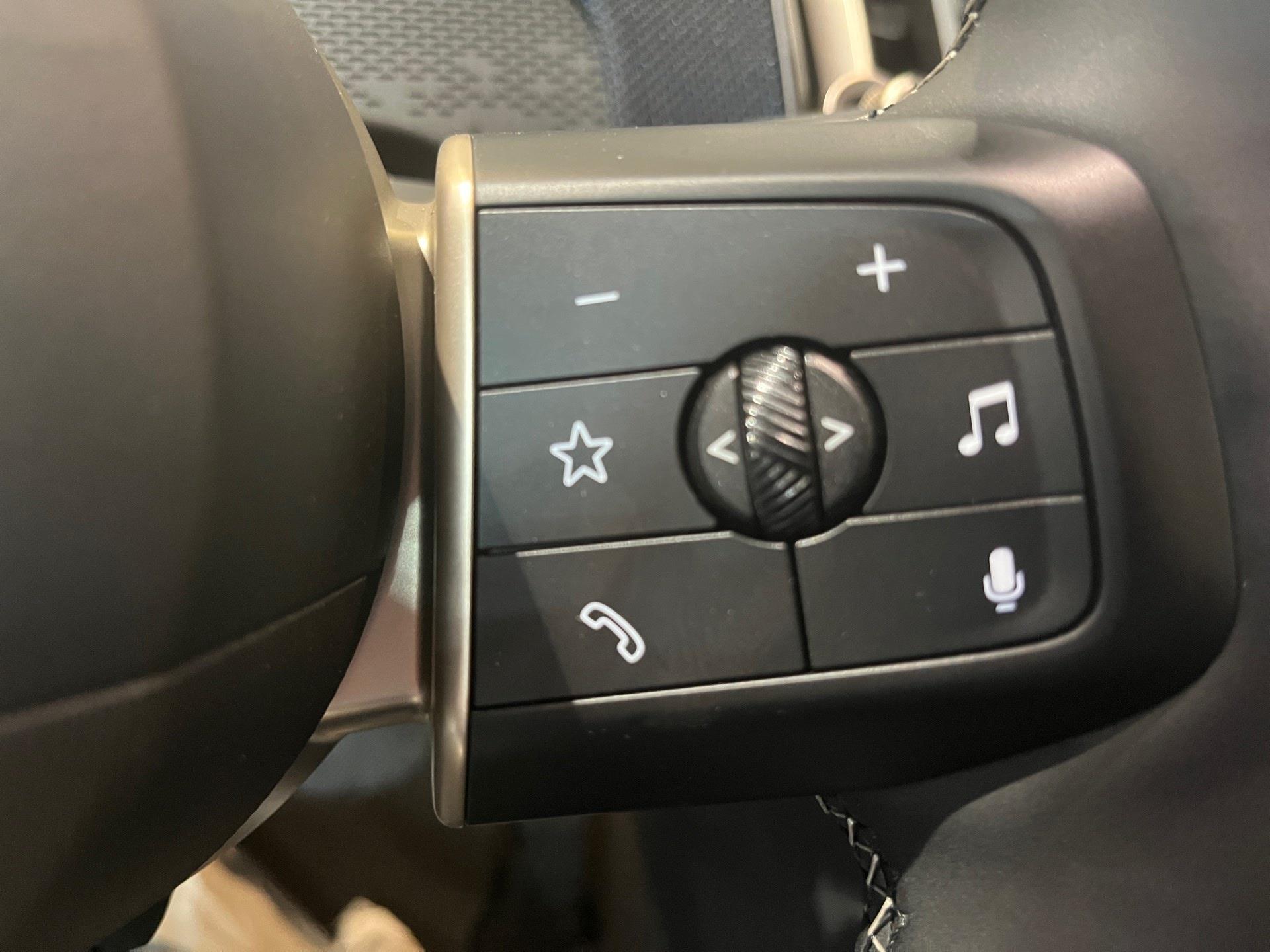 fotoG 12 del MINI MINI Countryman SE ALL4 230 kW (313 CV) 313cv Eléctrico del 2025 en Málaga