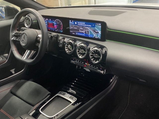 Mercedes-Benz Clase A Sedán 200 120 kW (163 CV)