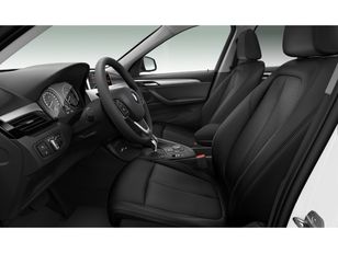 Fotos de BMW X1 sDrive18d color Blanco. Año 2021. 110KW(150CV). Diésel. En concesionario Hispamovil Elche de Alicante