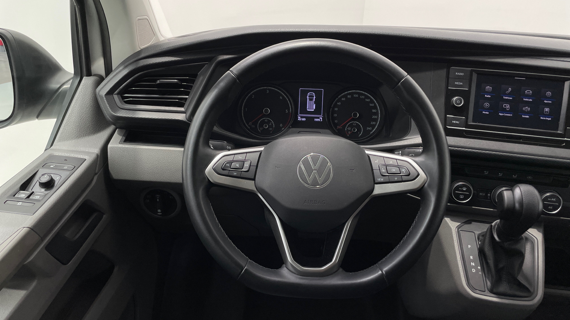 Volkswagen Caravelle 2.0 TDI en Barcelona