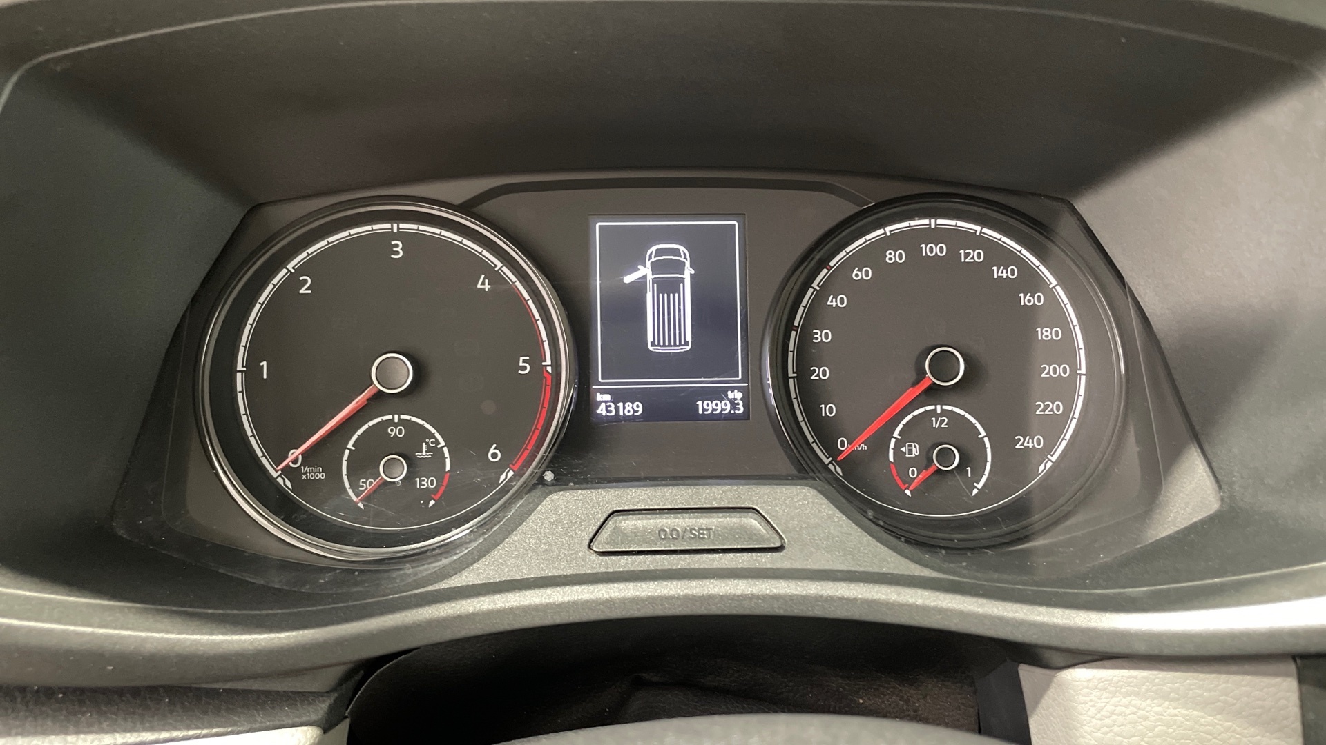 Volkswagen Caravelle 2.0 TDI en Barcelona