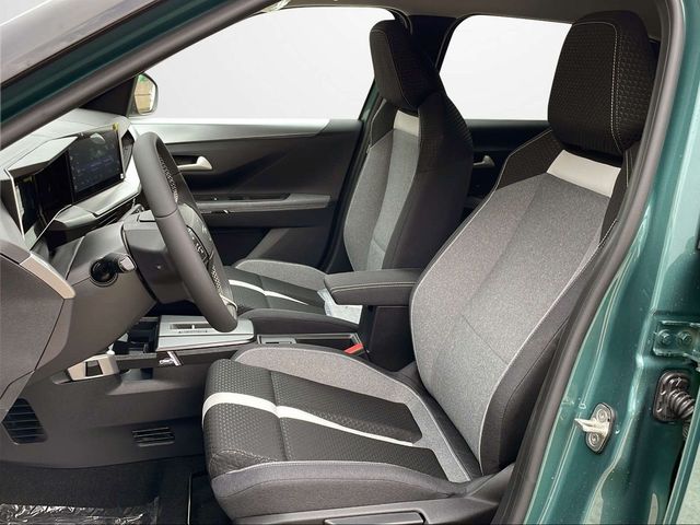 Foto 11 Opel Frontera 1.2T XHT Hybrid eDCT6 GS 107 kW (146 CV)