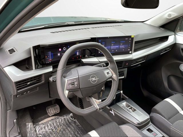 Foto 13 Opel Frontera 1.2T XHT Hybrid eDCT6 GS 107 kW (146 CV)