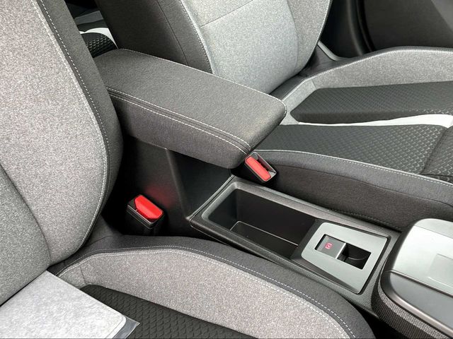 Foto 23 Opel Frontera 1.2T XHT Hybrid eDCT6 GS 107 kW (146 CV)