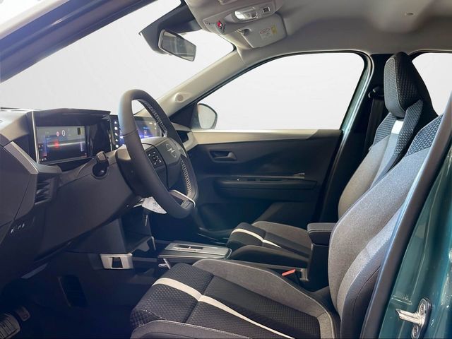 Foto 12 Opel Frontera 1.2T XHT Hybrid Edition eDCT6 81 kW (110 CV)