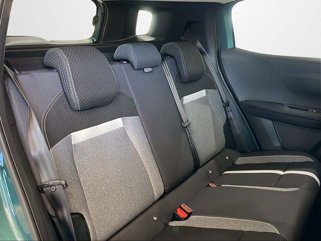 Foto 15 Opel Frontera 1.2T XHT Hybrid Edition eDCT6 81 kW (110 CV)