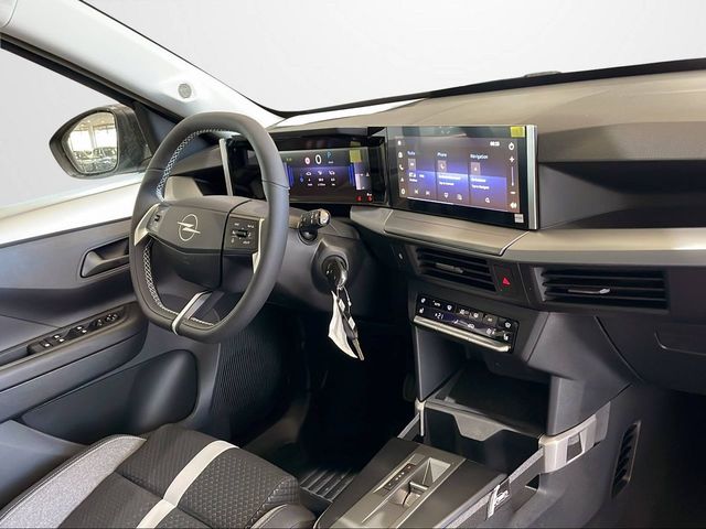 Foto 21 Opel Frontera 1.2T XHT Hybrid Edition eDCT6 81 kW (110 CV)