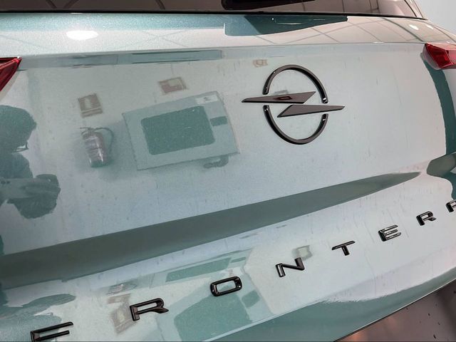 Foto 31 Opel Frontera 1.2T XHT Hybrid Edition eDCT6 81 kW (110 CV)