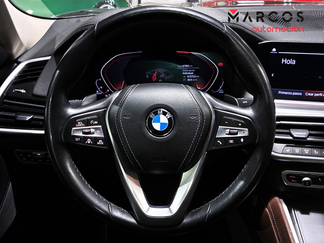 BMW X6 xDrive30d color Marrón. Año 2020. 195KW(265CV). Diésel. En concesionario BMW Marcos Automoción de Valencia