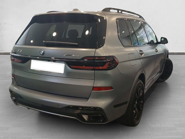 BMW X7 xDrive40d color Gris. Año 2025. 259KW(352CV). Diésel. En concesionario Enekuri Motor de Vizcaya