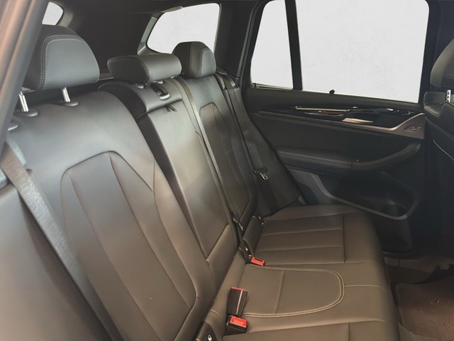 BMW X3 xDrive20d color Gris. Año 2023. 140KW(190CV). Diésel. En concesionario Enekuri Motor de Vizcaya