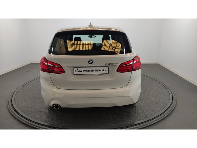 BMW Serie 2 225xe iPerformance Active Tourer color Blanco. Año 2022. 165KW(224CV). Híbrido Electro/Gasolina. En concesionario Proa Premium Palma de Illes Balears