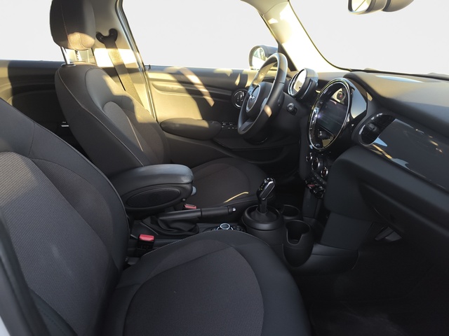 MINI MINI 5 Puertas Cooper 100 kW (136 CV)