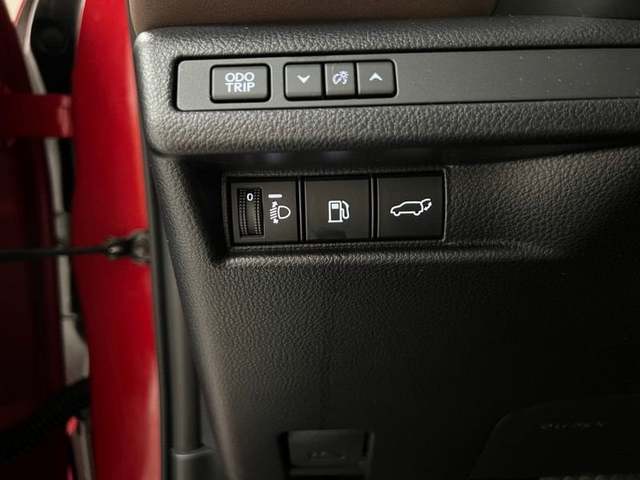 Foto 30 Lexus LBX 1.5 HEV Elegant Plus 100 kW (136 CV)