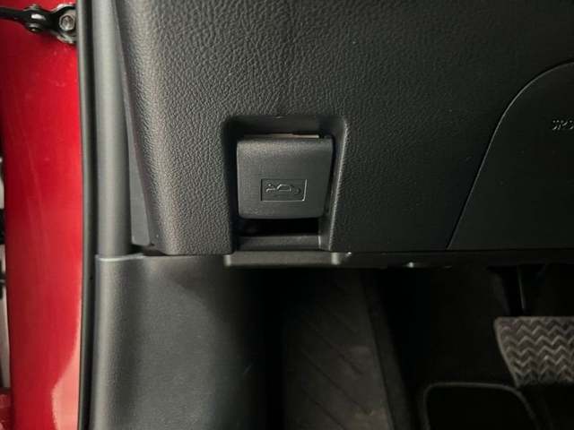 Foto 31 Lexus LBX 1.5 HEV Elegant Plus 100 kW (136 CV)