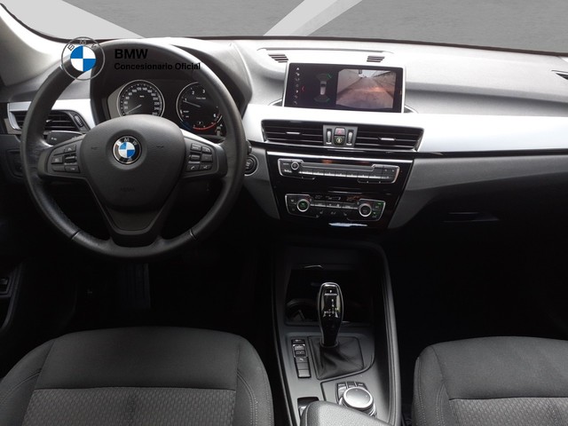 BMW X1 sDrive18d color Negro. Año 2021. 110KW(150CV). Diésel. En concesionario BMW Arlanza Motor Palencia de Palencia